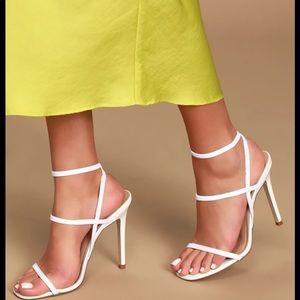 Steve Madden Nectur Stilleto Sandal in white